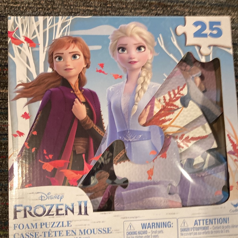 Like new Frozen II foam puzzle